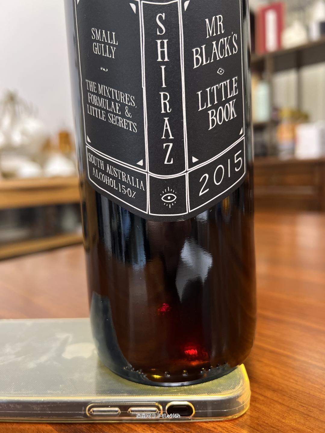 澳大利亚小山谷黑先生魔法书干红2015