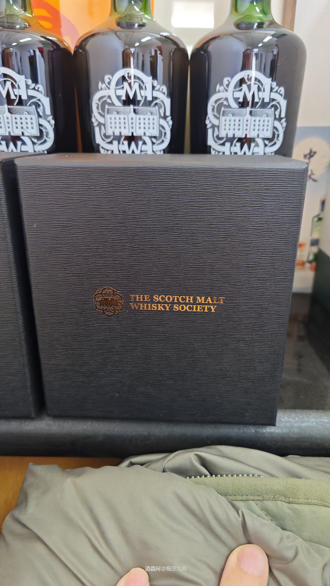 有没有抽到紫色或者绿色的想互换的？