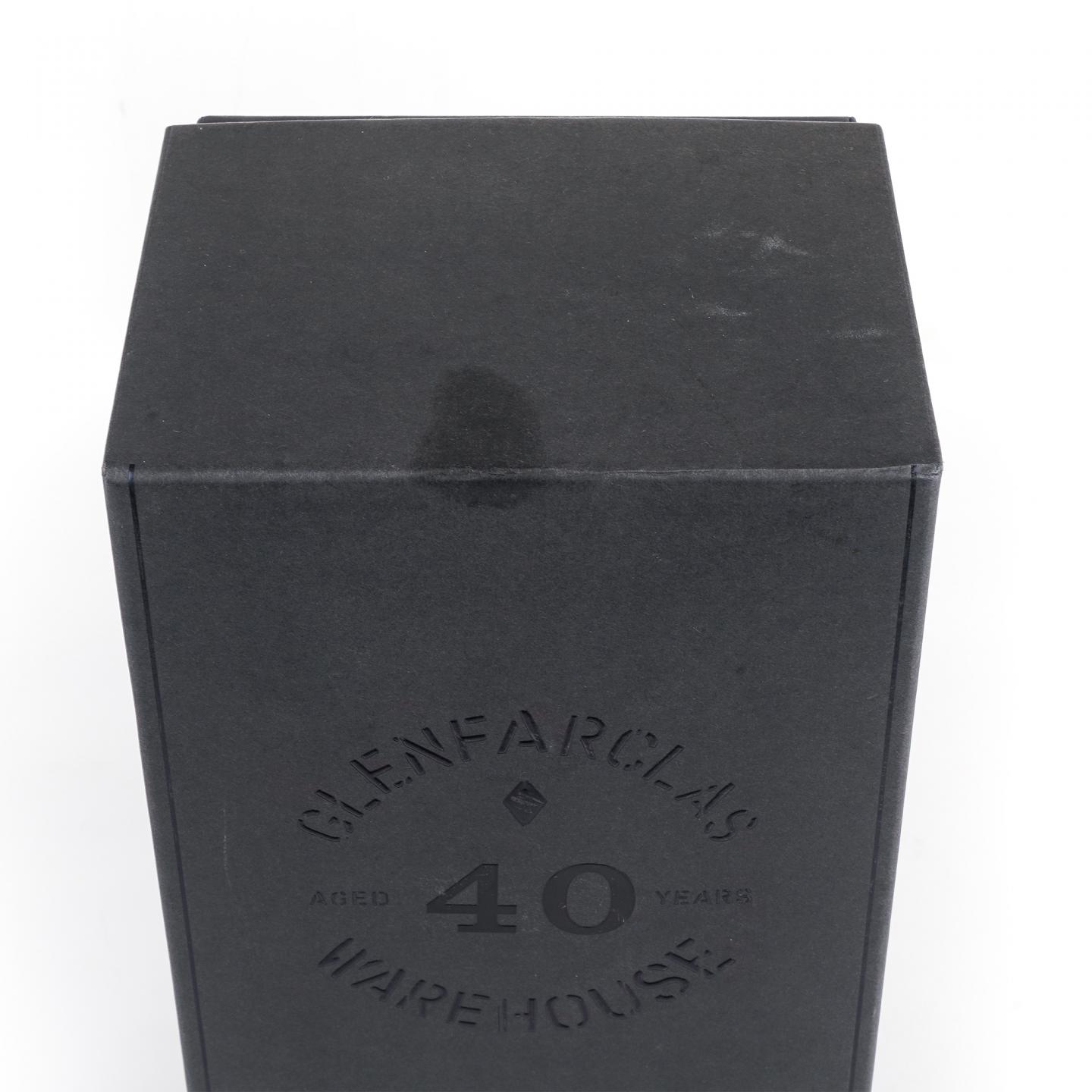 Glenfarclas 格兰花格 40年 2022 红礼盒版