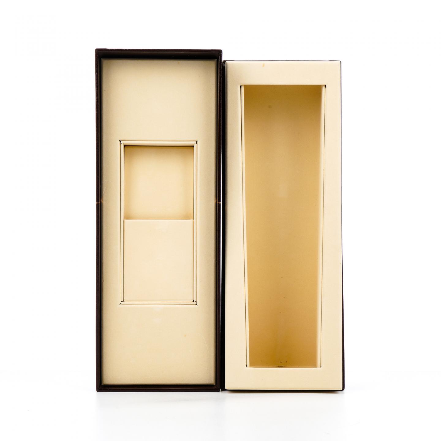 麦卡伦 Oscuro 深棕 1824系列