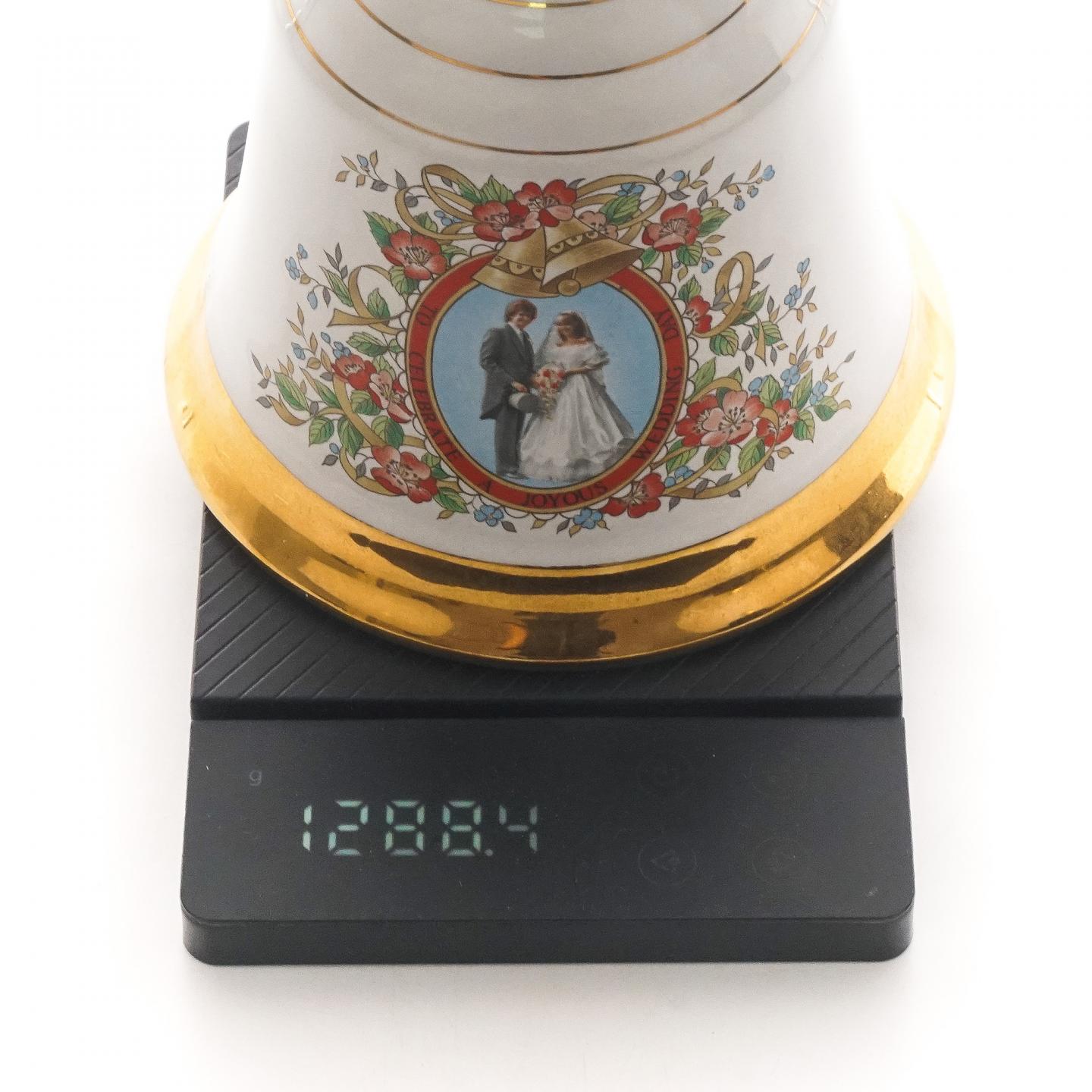金铃 欢乐婚礼纪念版 调和威士忌 750ml