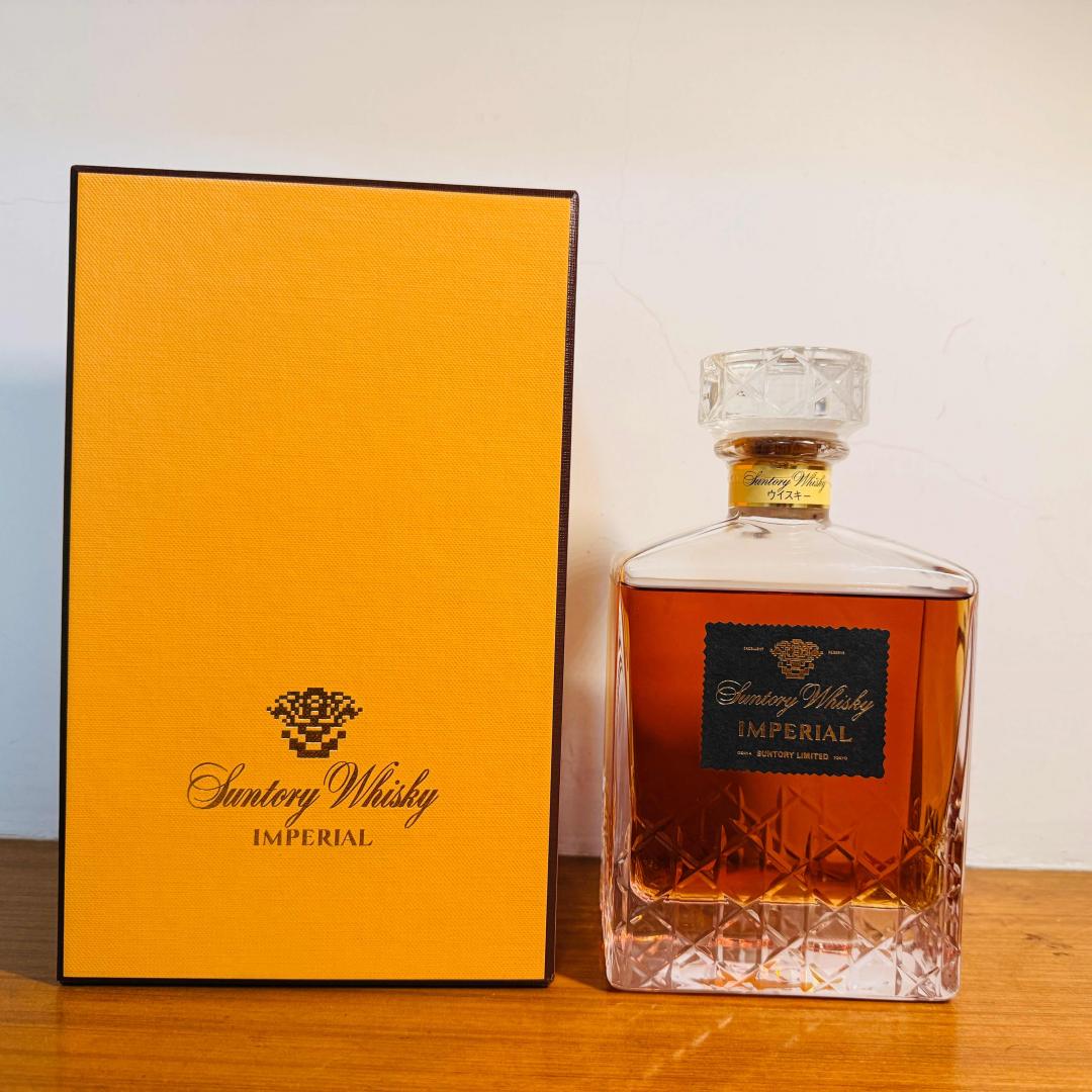 90年代 山崎蒸馏所 金花标「帝国」KAGAMI水晶瓶威士忌 600ml 43%