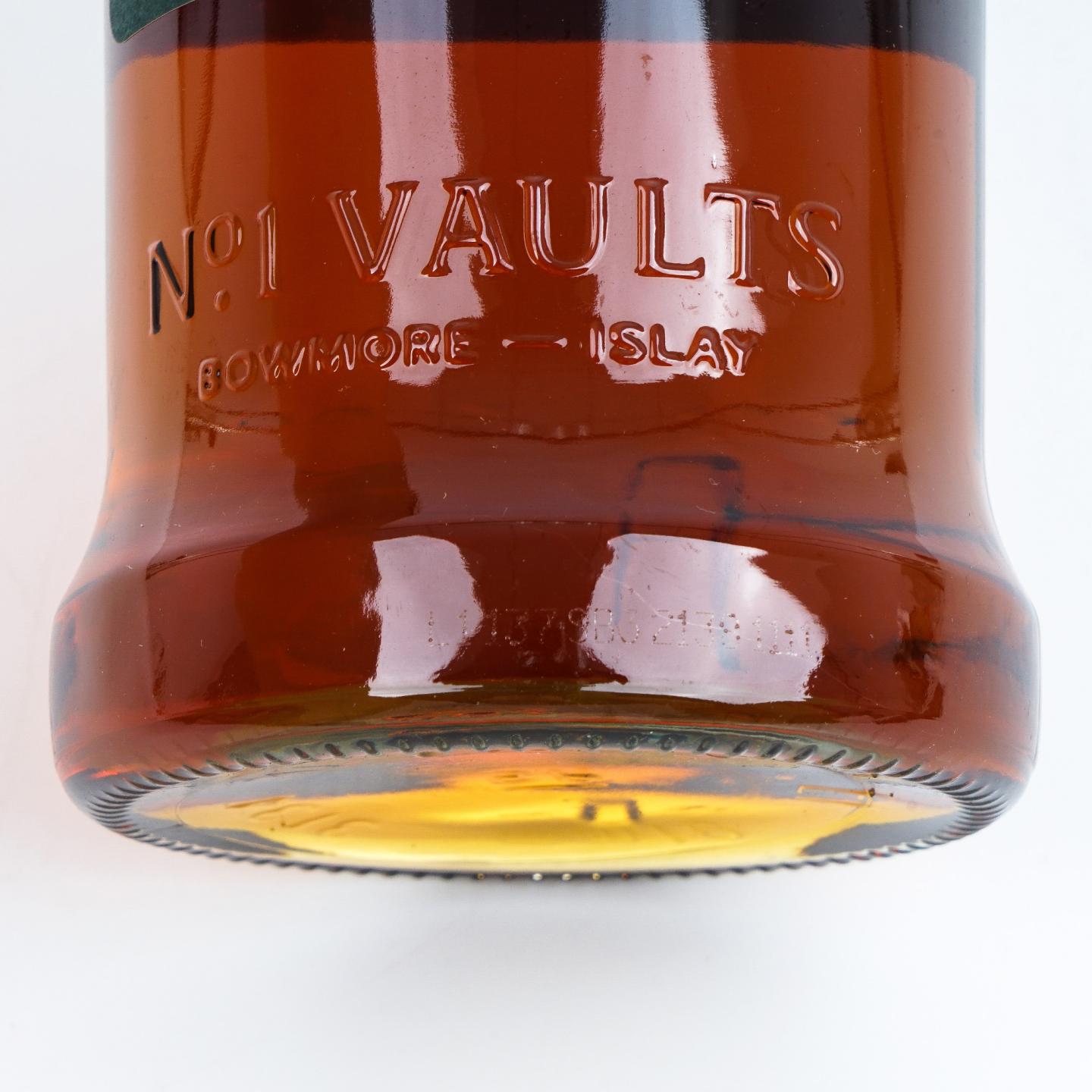 波摩 × 阿斯顿・马丁联名款 10/15/18年 3瓶组