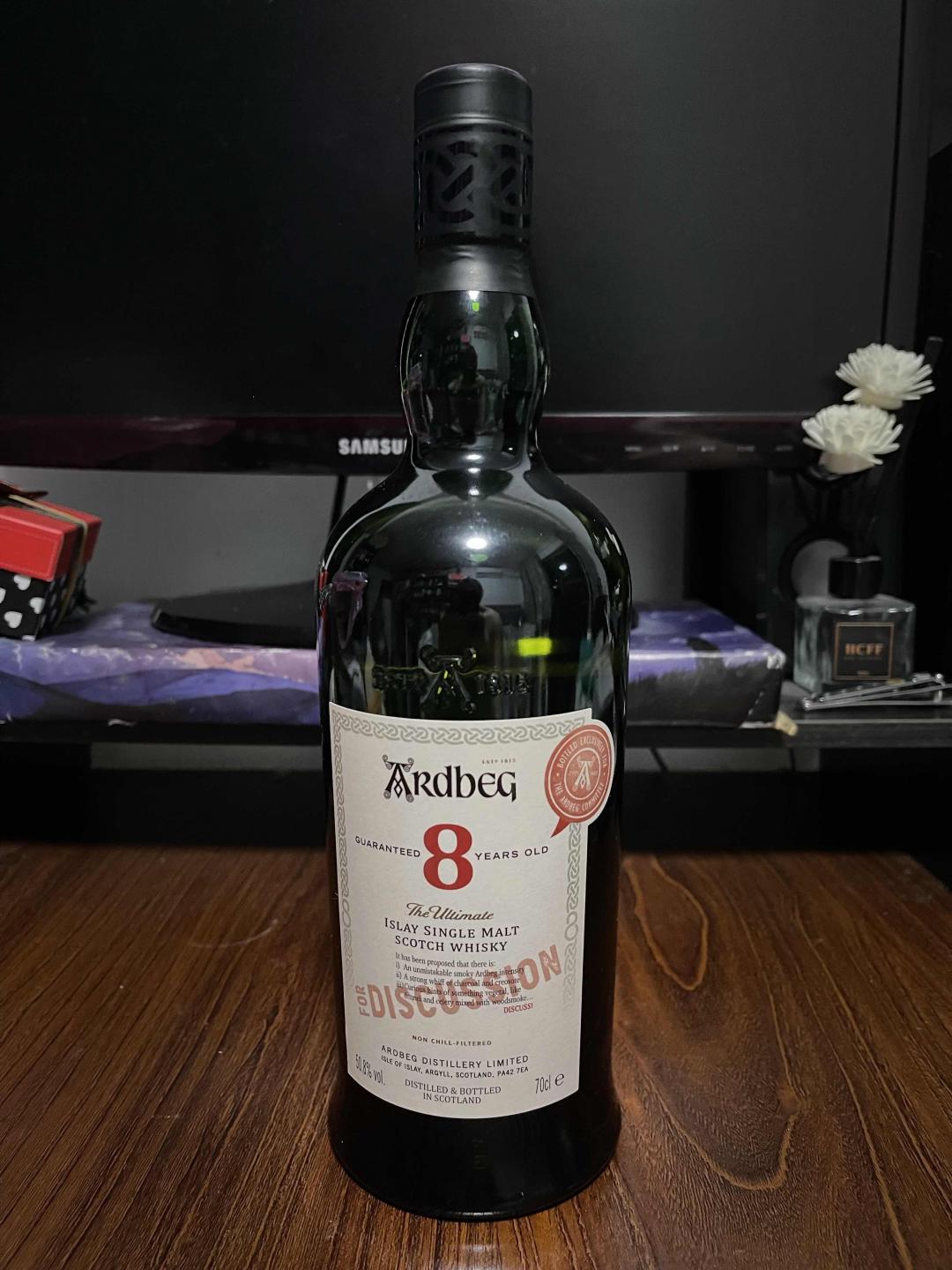 中 Ardbeg 阿贝8年 2021 For Discussion 50.8p0ml 会员版 艾雷岛的风味辩论课，值得入手