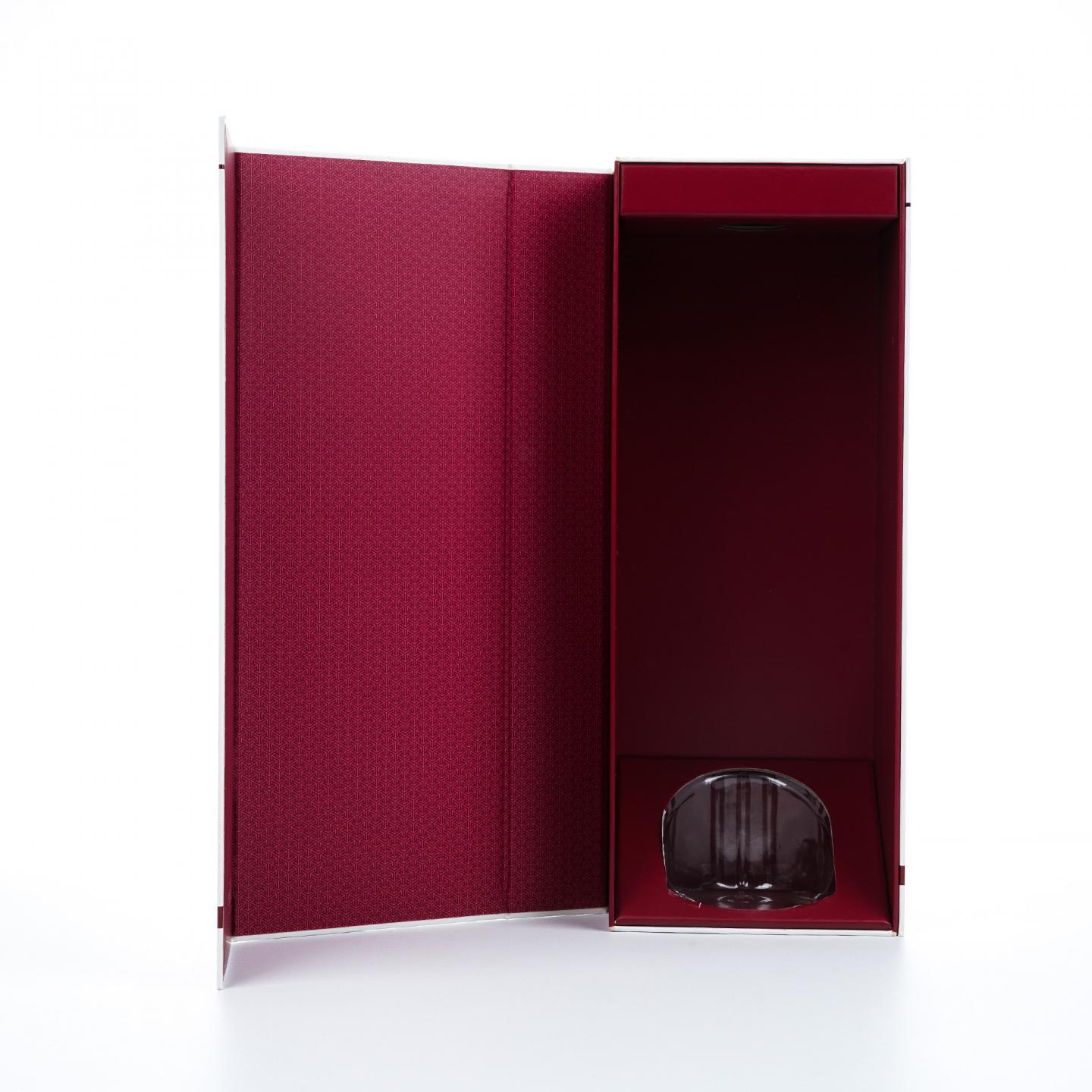 麦卡伦 Ruby 1824系列