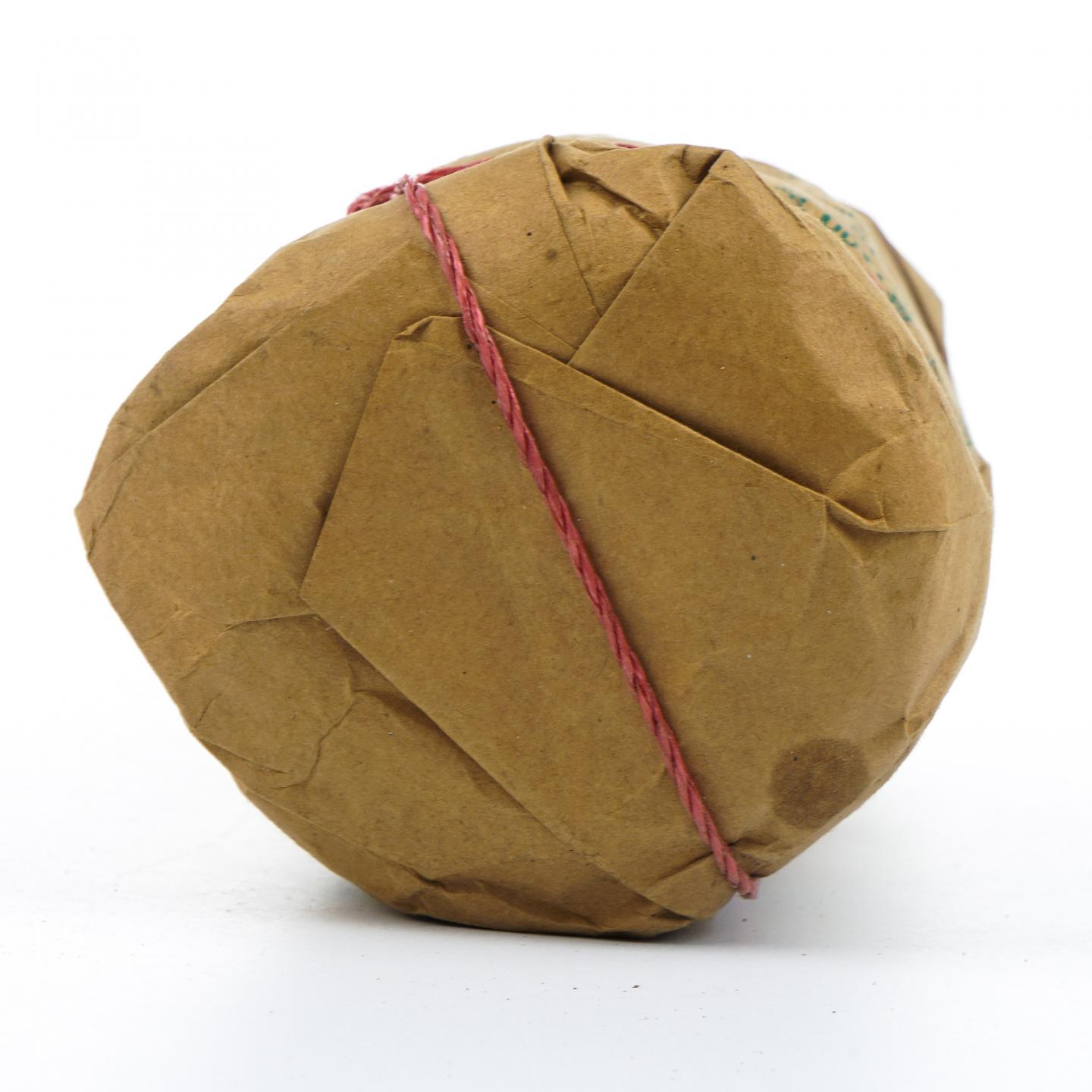 2001年 宜宾茶厂 金江牌沱茶 约500克 干仓