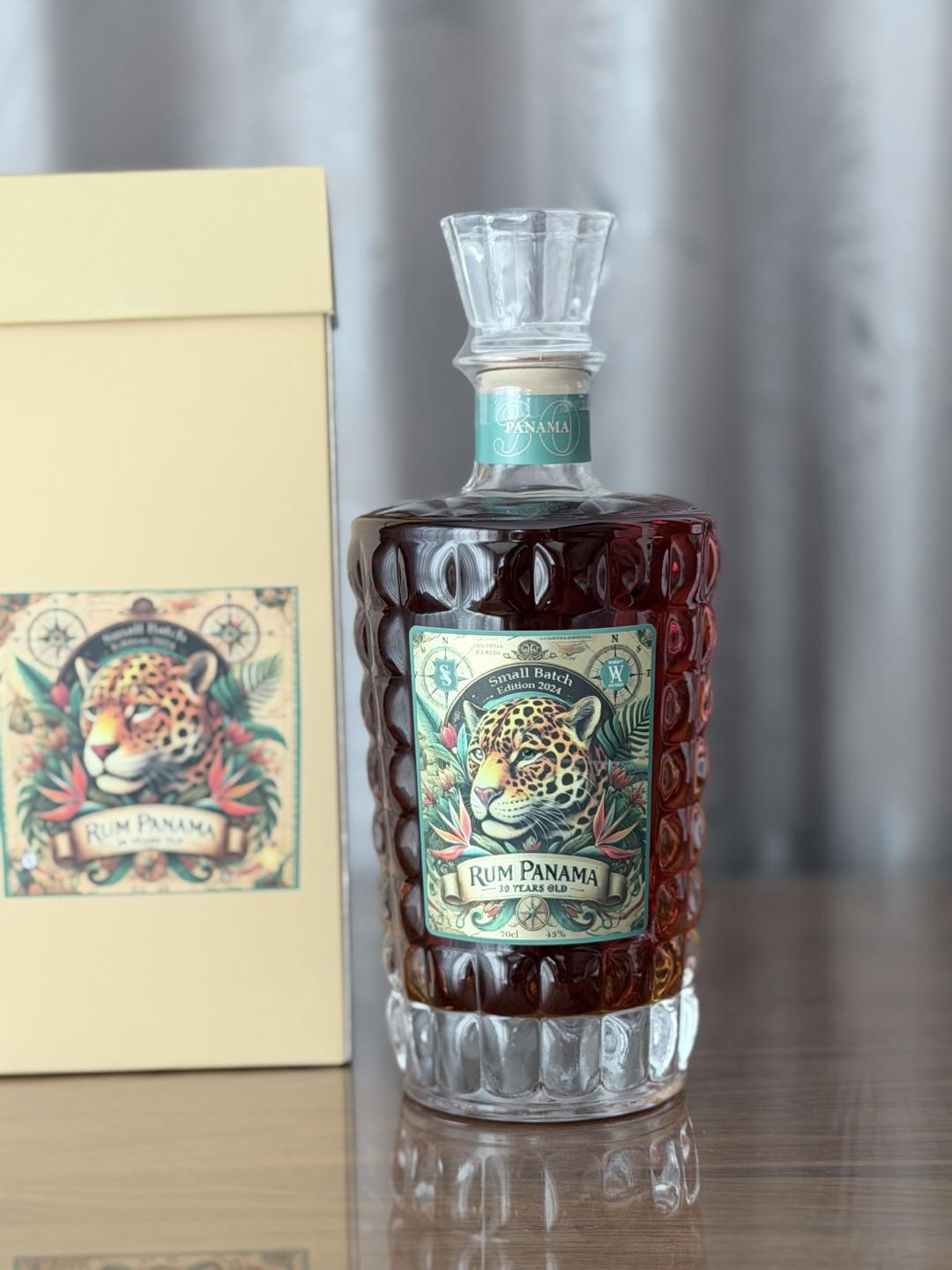 Panama 巴拿马朗姆酒30年2024版小批次 SS 到付