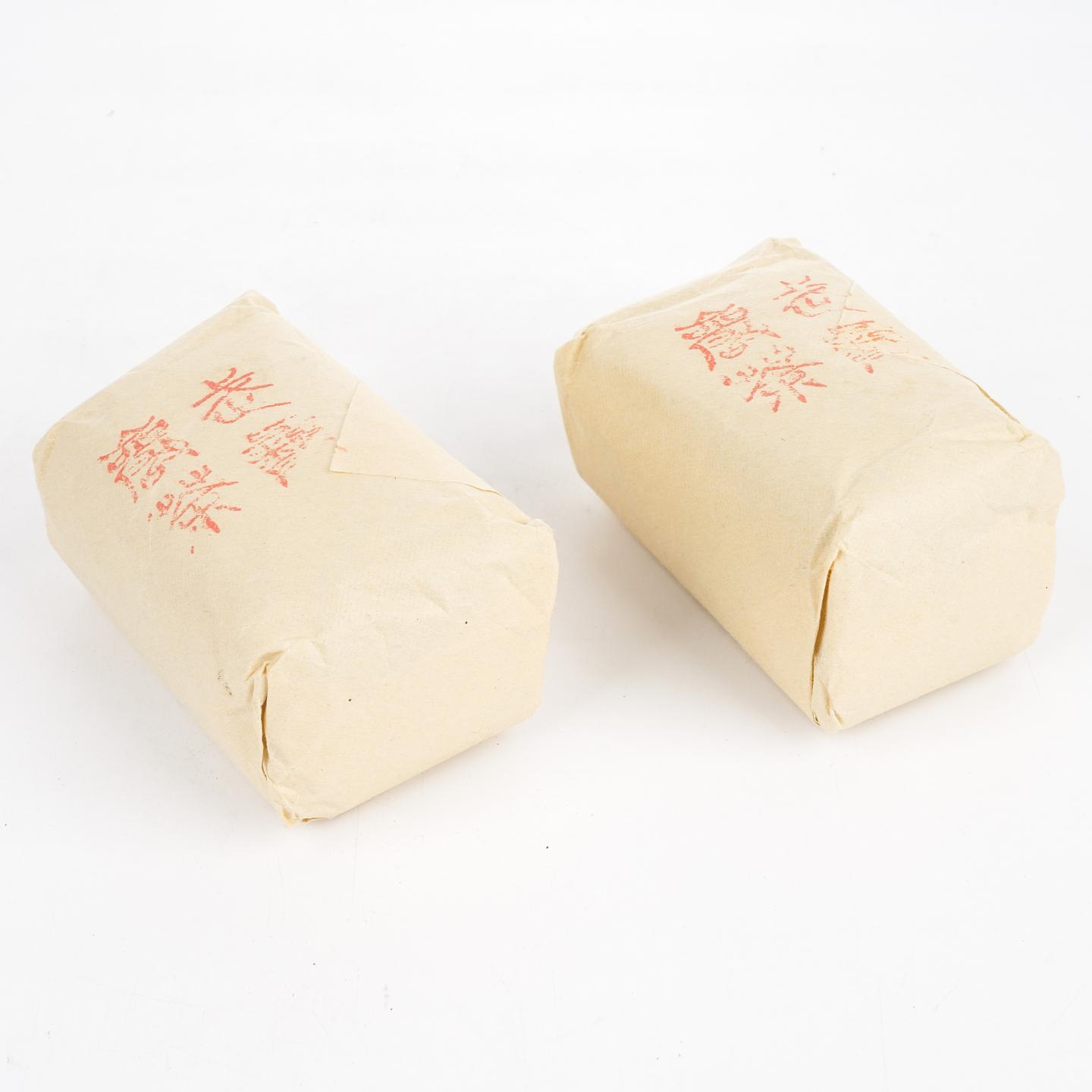 1990年代 中茶出口金记茶行 甲级老君眉 干仓 2包*50克
