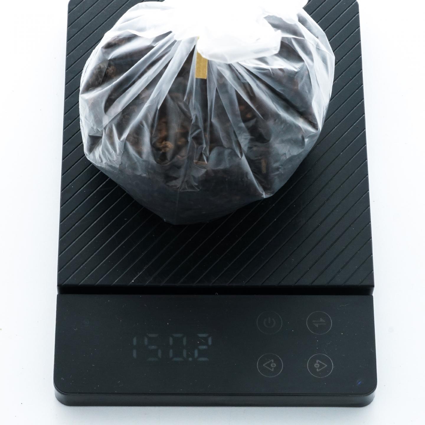 1990年代 老乌龙 散茶 约150g*2罐 干仓