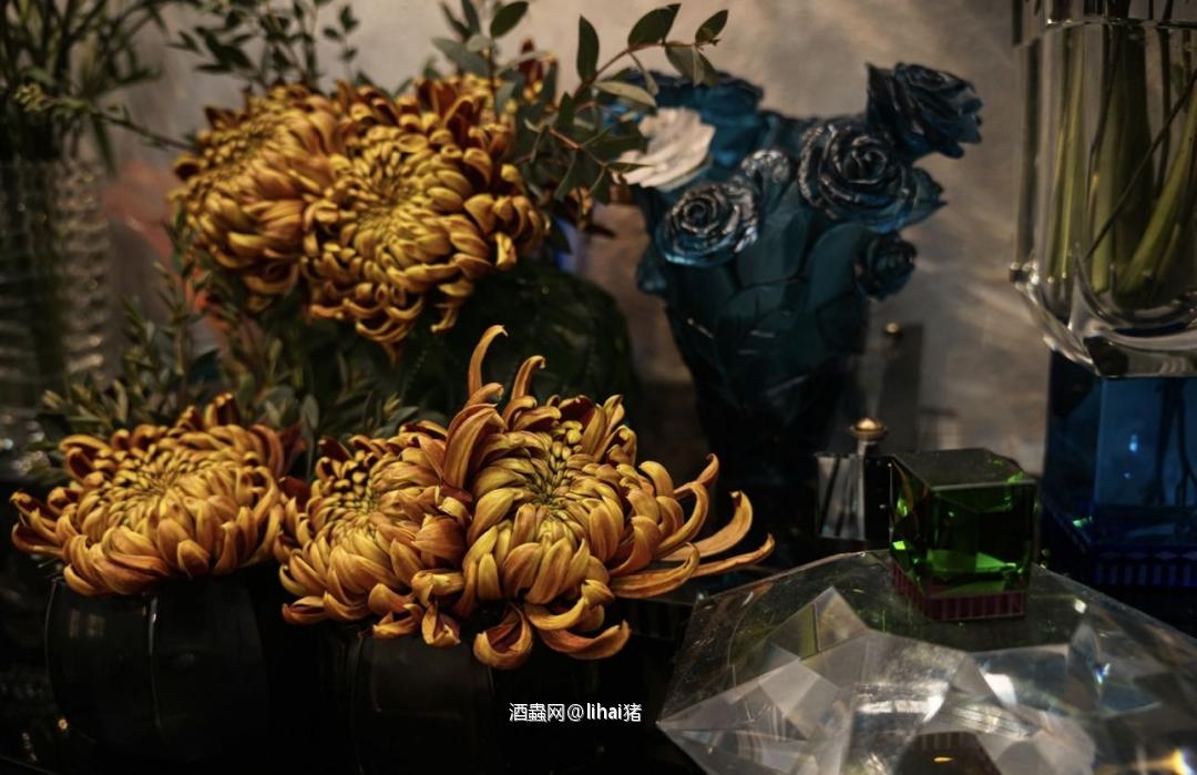特别喜欢在酒房插花💙