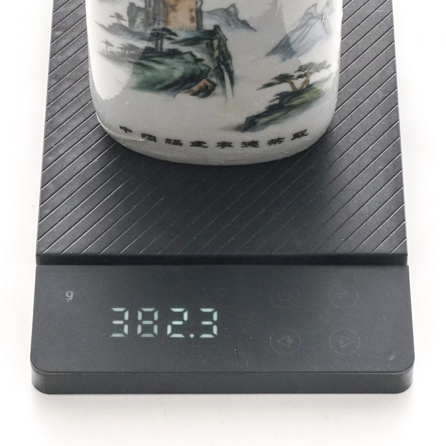 1980年代 国营宁德茶厂 天山牌山水纹瓷瓶老茉莉花茶一罐 约380g 干仓