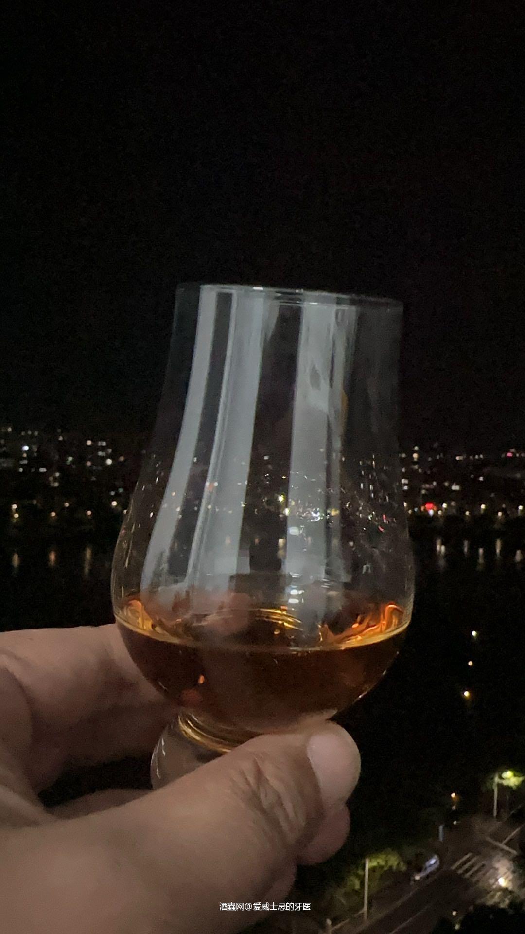 为世界杯，我得干三杯