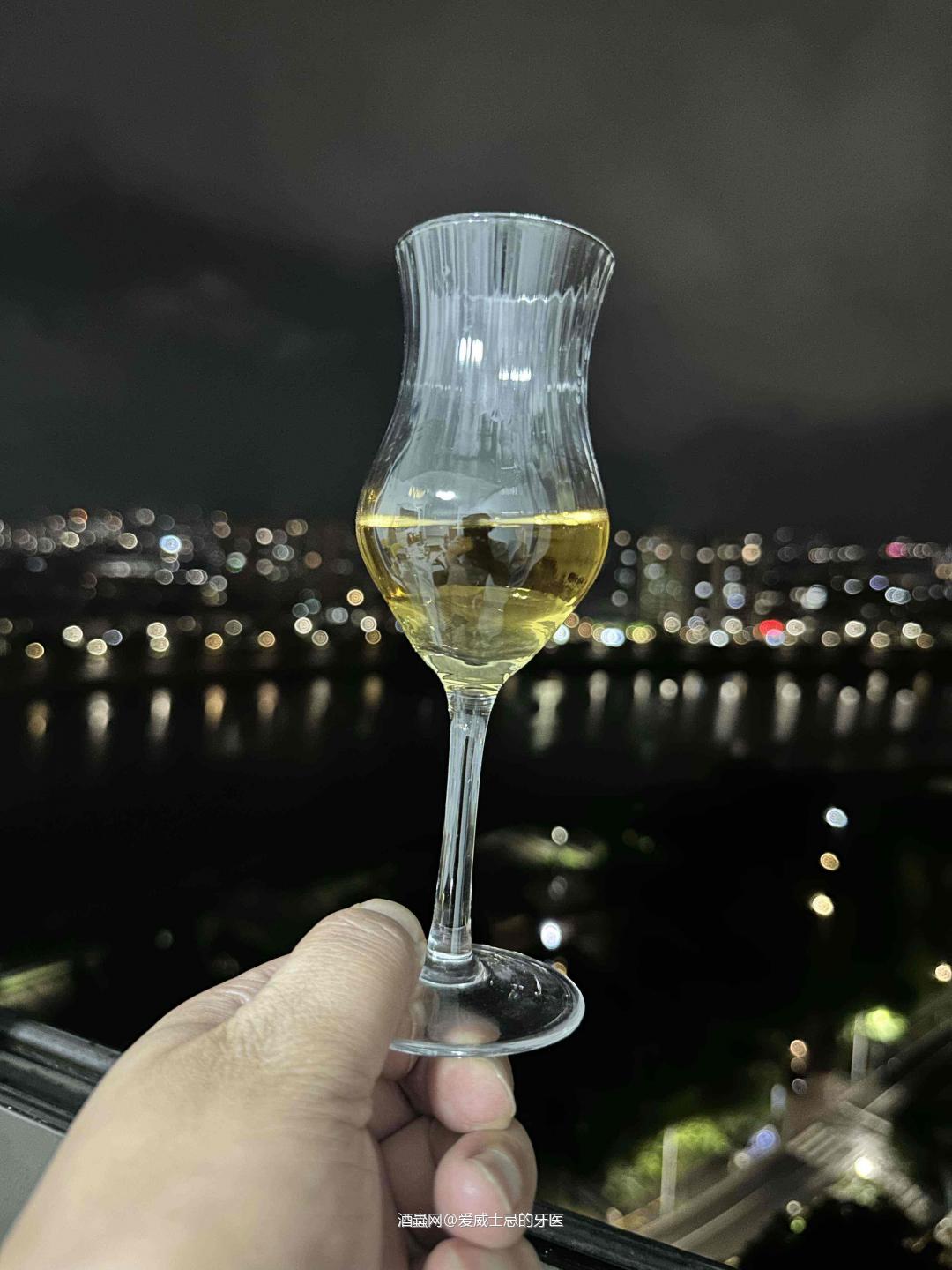 为世界杯，我得干三杯