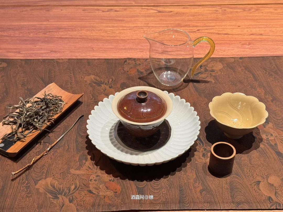 茶叶茶壶茶杯像人生