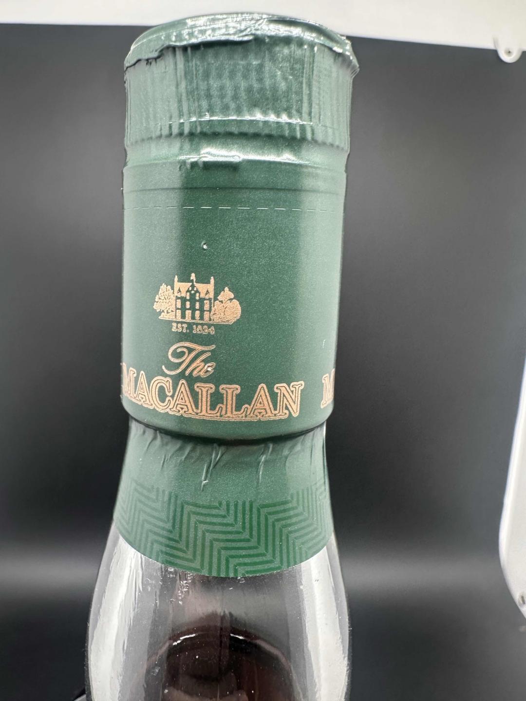 麦卡伦 1824 绿标，1L 顶部瑕疵