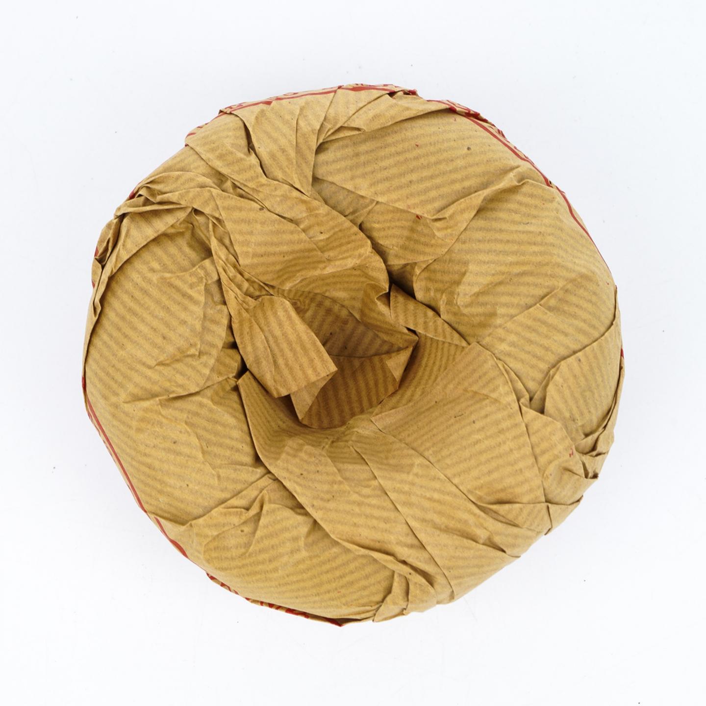 2001年 云南下关茶厂 红纸苍洱沱茶 约250克 干仓