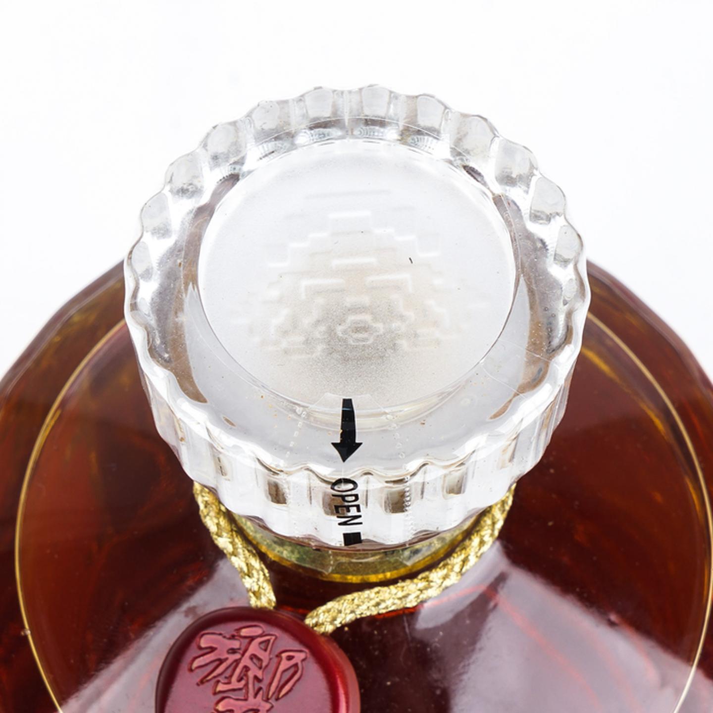 响 金花标 深红挂件 750ml