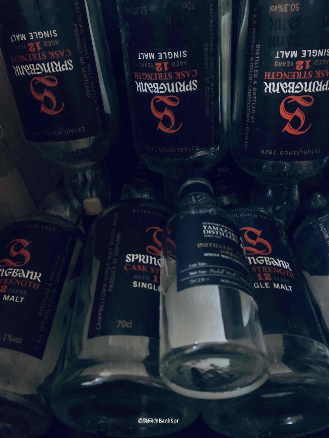 老乡，酒在杯里，不在嘴上。