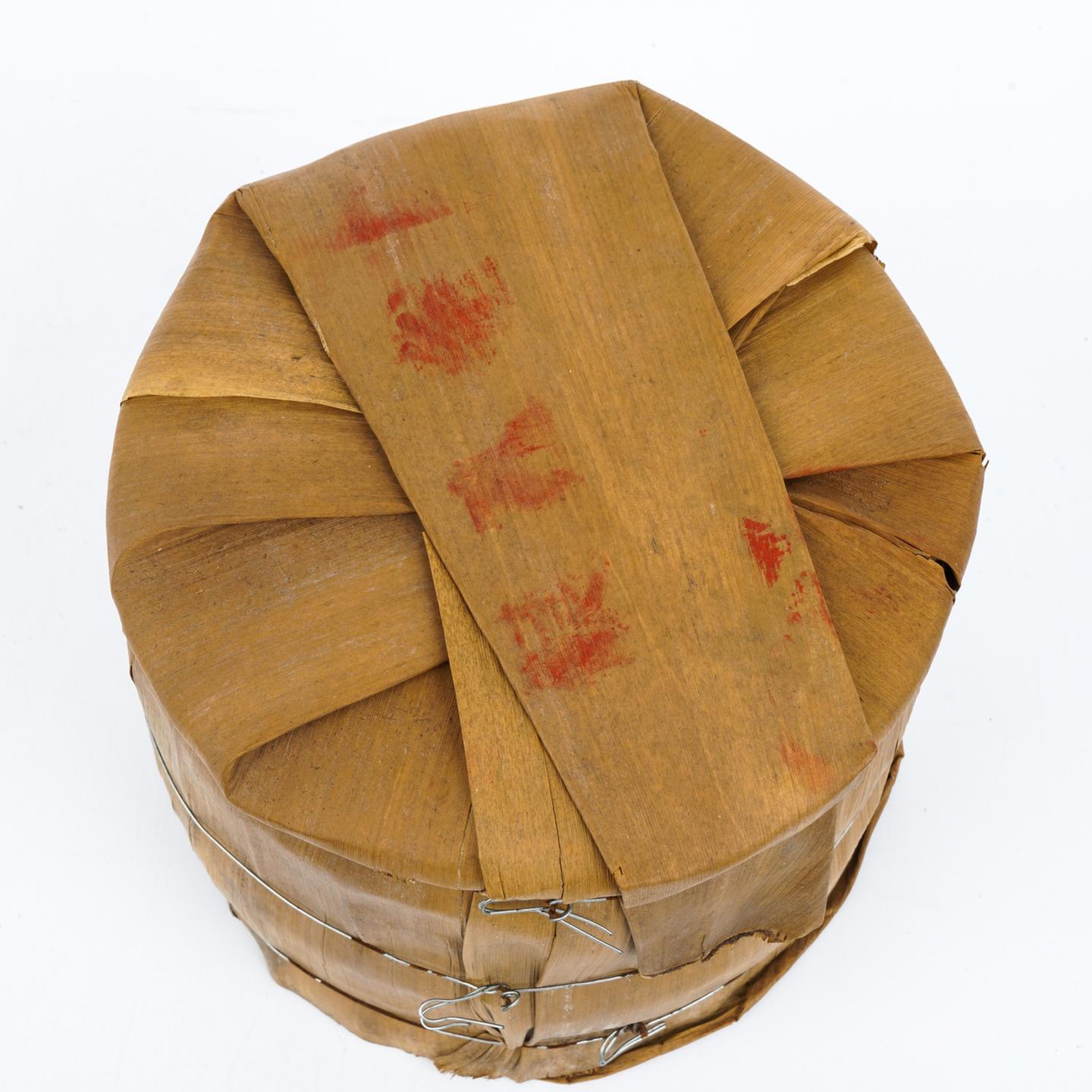 2006年 兴海茶厂 银孔雀 勐海古树乔木饼茶 约357g*7饼 干仓