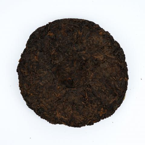 1988年 勐海茶厂 大益 7572熟茶（裸饼）约357克 干仓