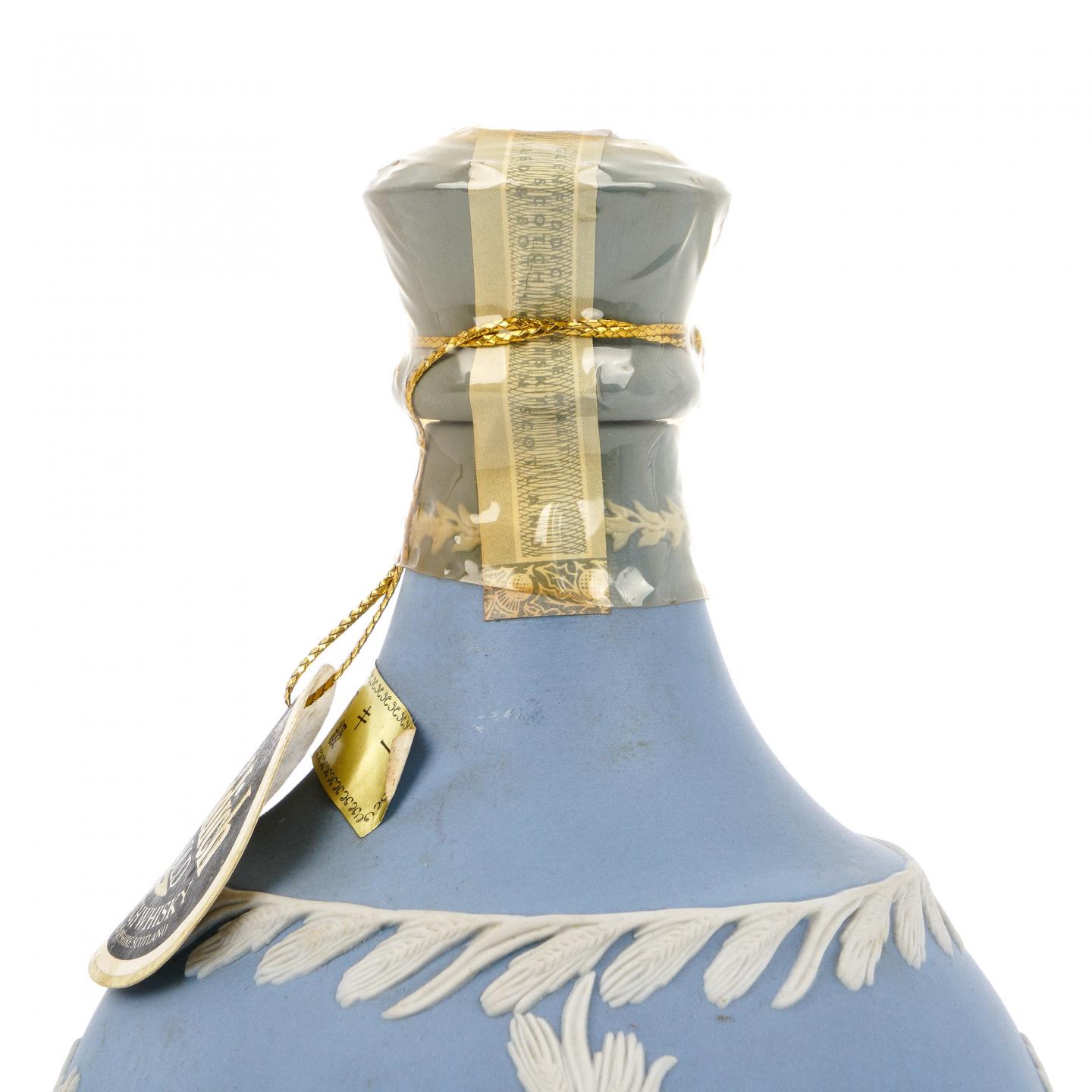 格兰菲迪 21年 蓝色白鹿瓷瓶 750ml