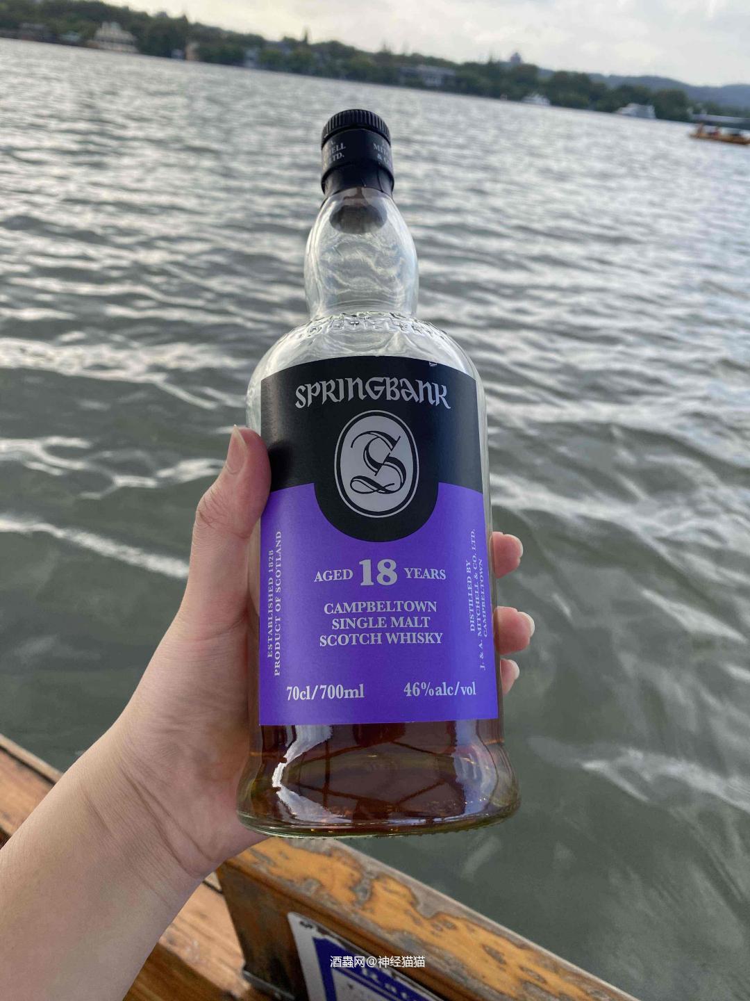 从凌晨到清晨的西湖值得陪一杯云顶