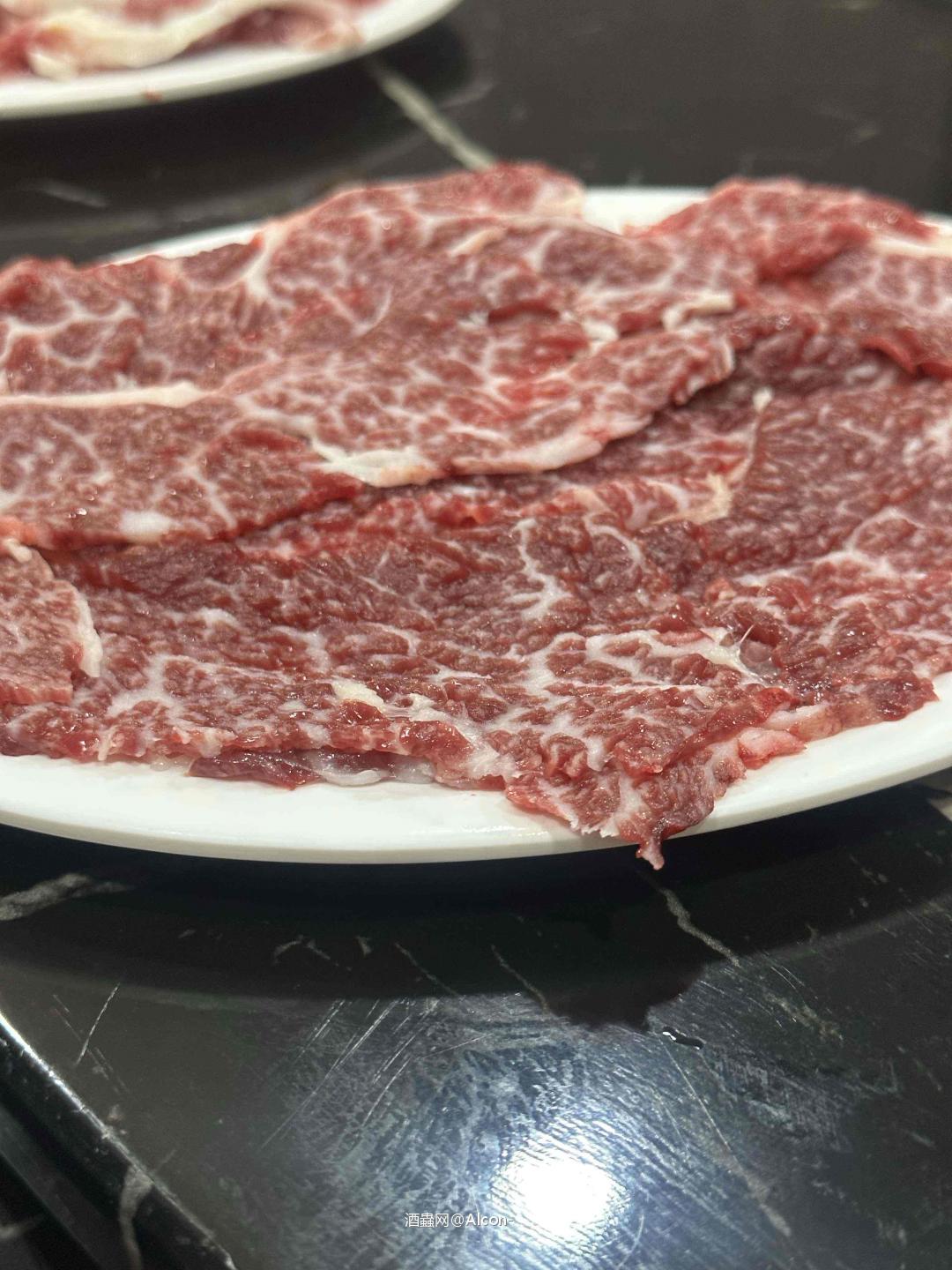 靓红酒靓牛肉靓雪茄