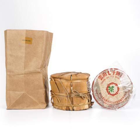1990年代 花园小青饼 一提7饼*约350g 自然偏干仓