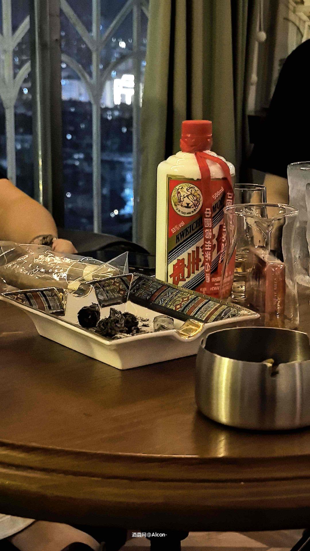 小茅台喝起来燥起来