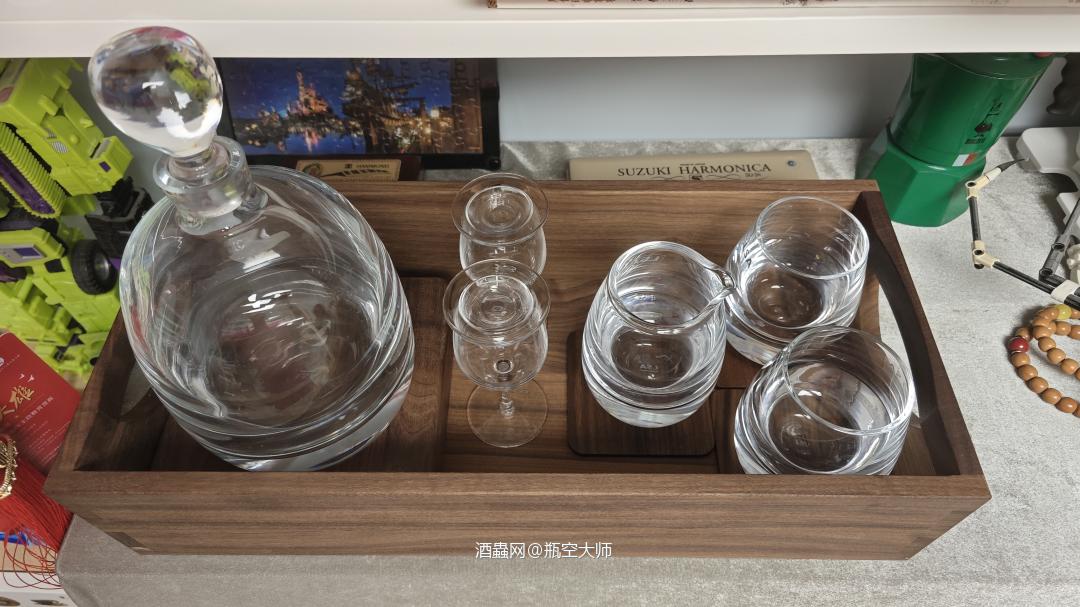好酒还得配好酒具
