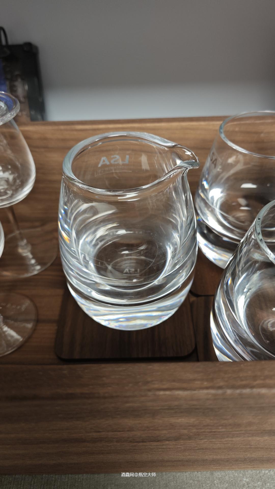 好酒还得配好酒具