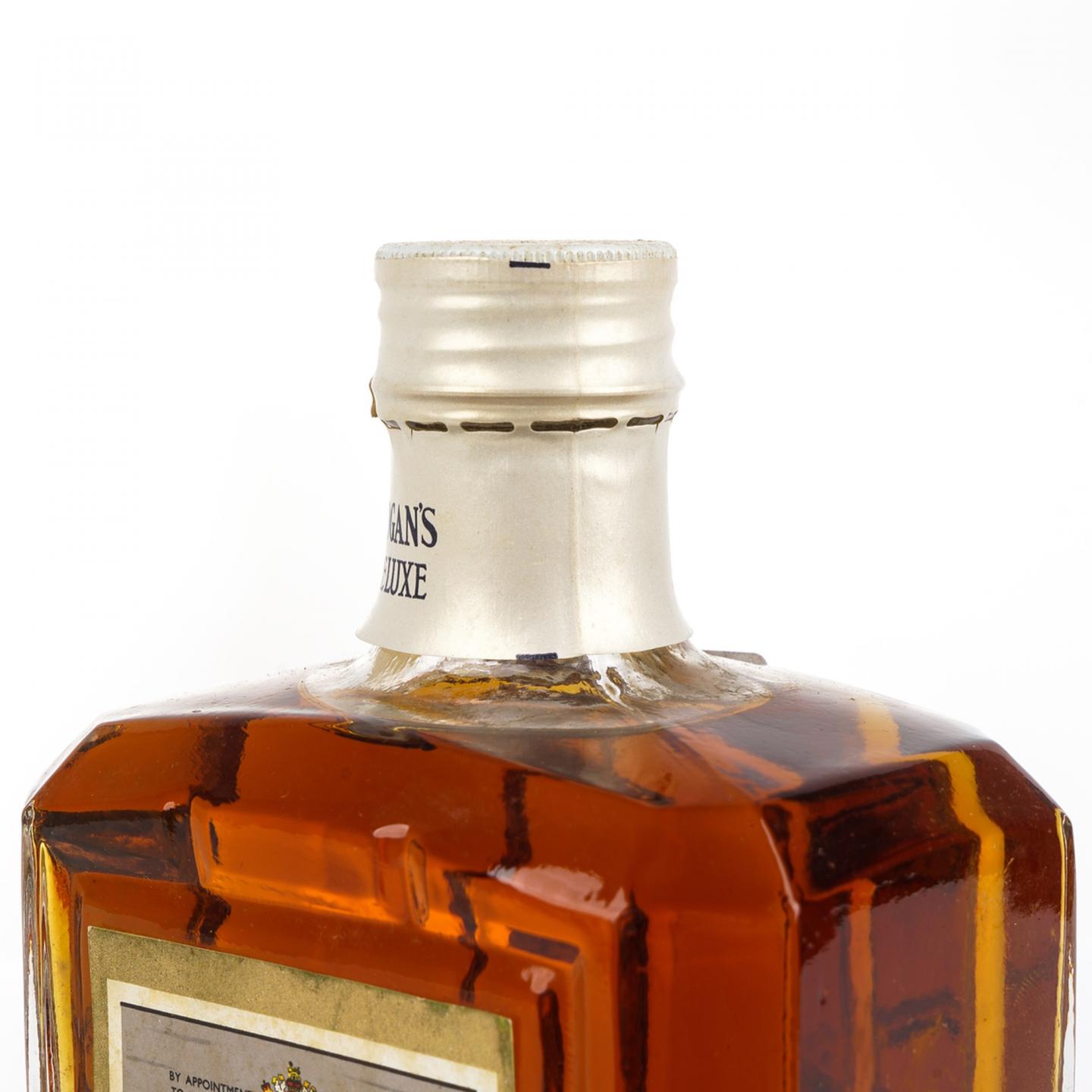 白马 Logan's De Luxe
