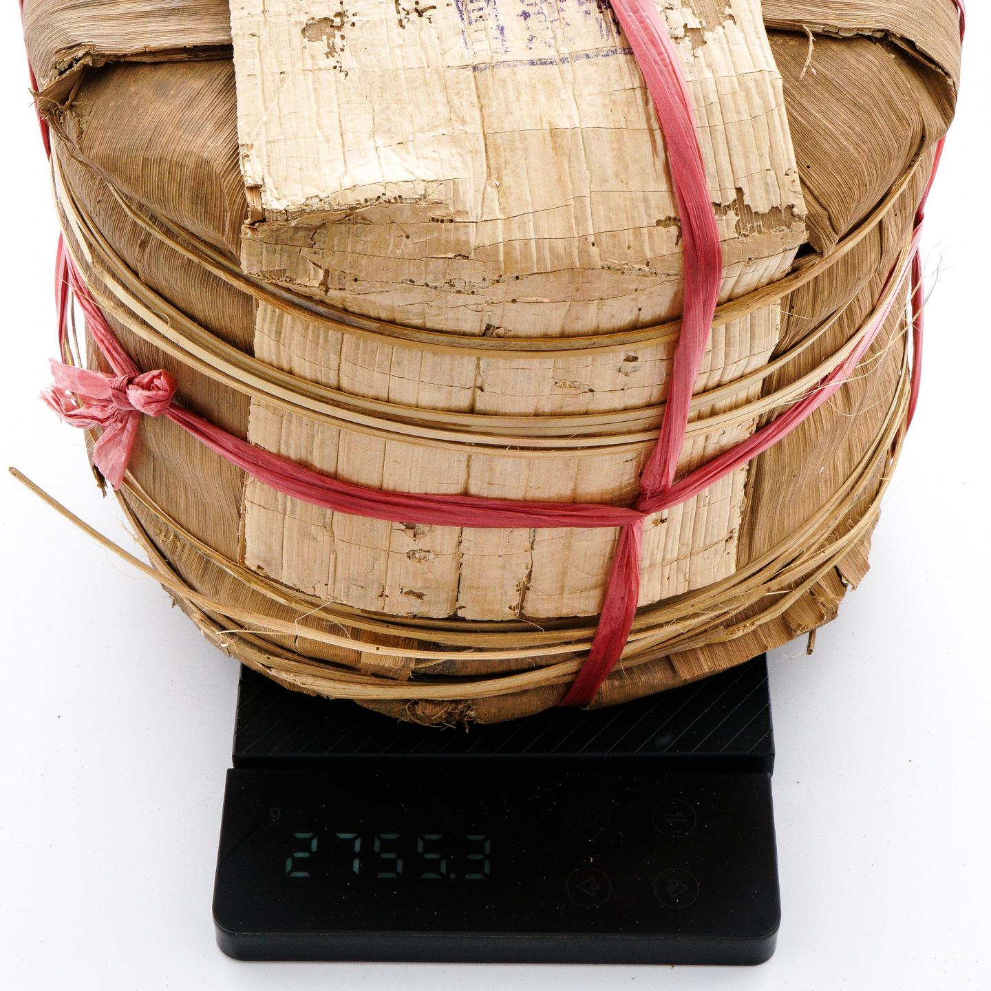 2000年 易武曼落茶厂“易武正山古树茶”昌达号 8饼 总约3145克 干仓