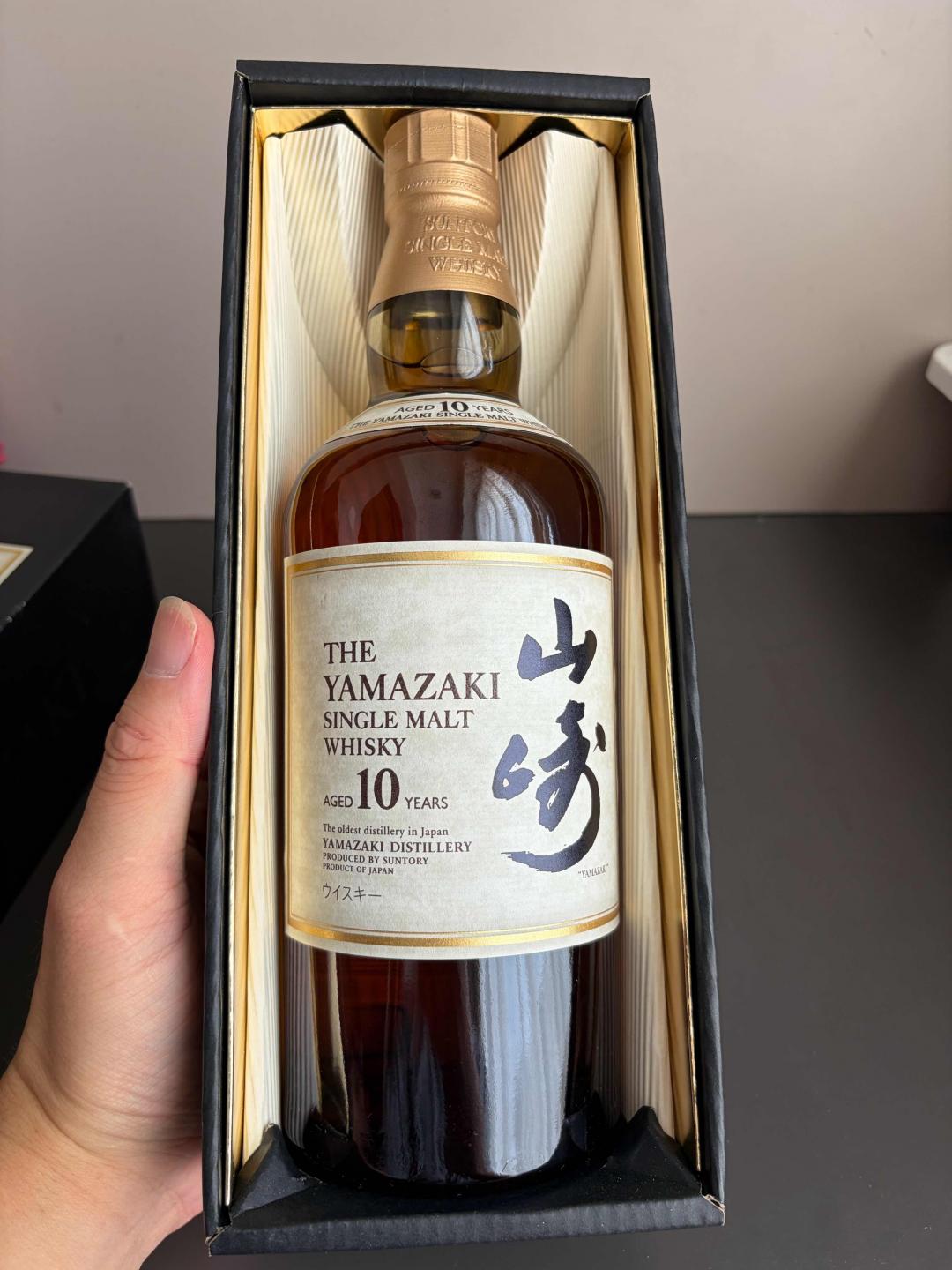 山崎10年金花顶礼盒款